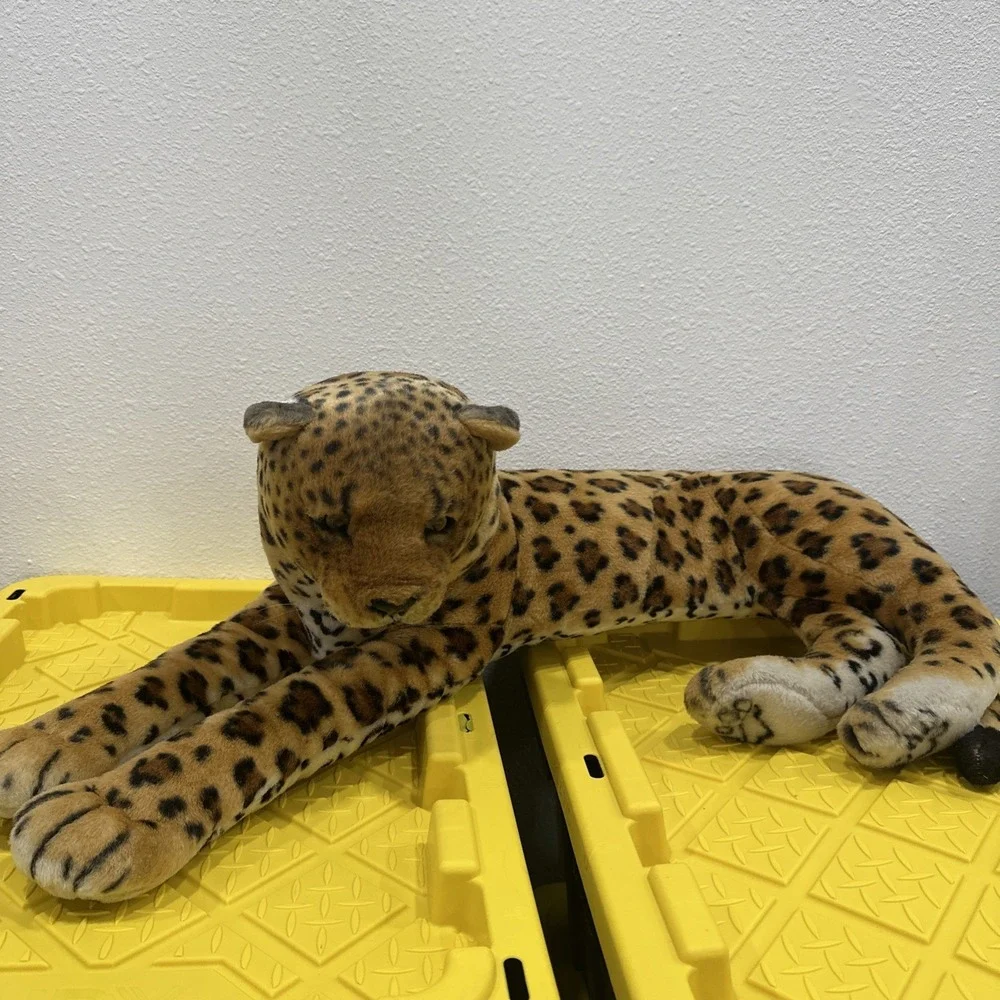 Vintage Huge Kellytoy Cheetah Leopard Wildcat Plush laying down Over 4' W/ Tail‎